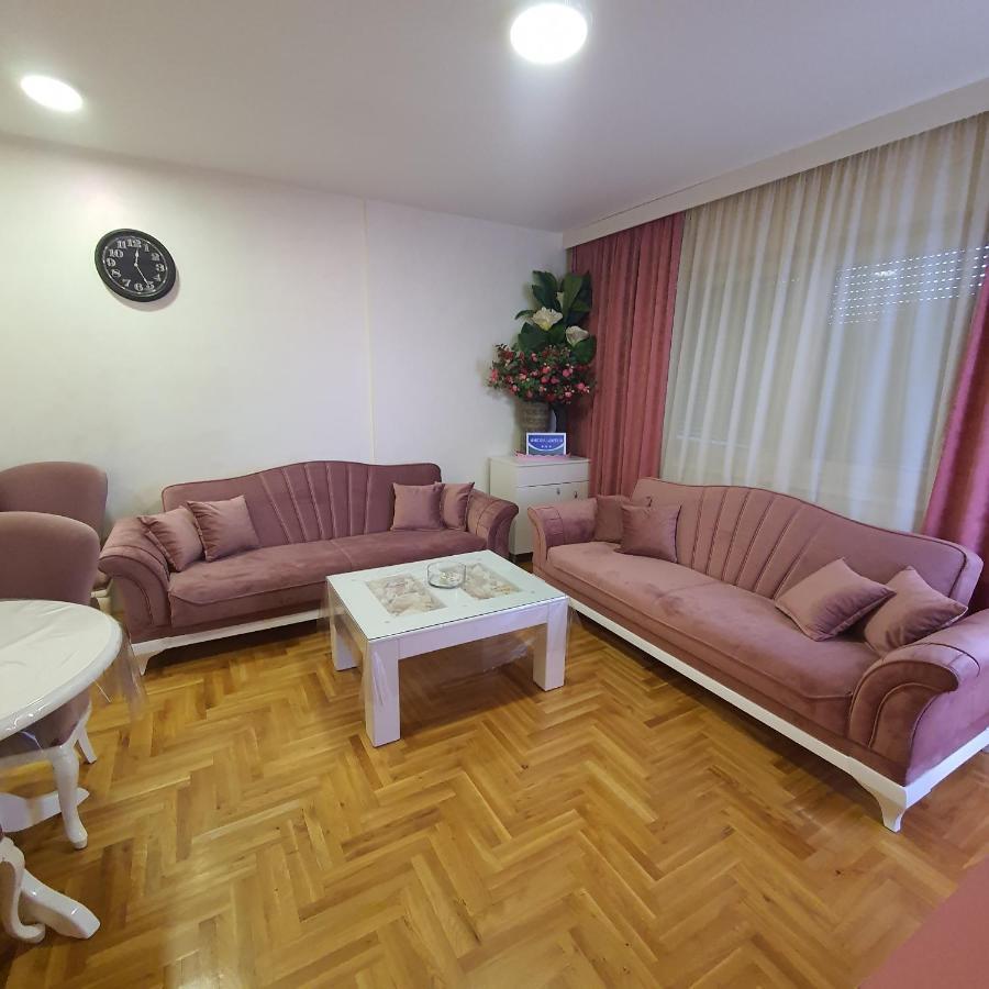 Apartman Kristina, Istocno Sarajevo,Vojvode Radomira Putnika 49F Lukavica Exterior foto