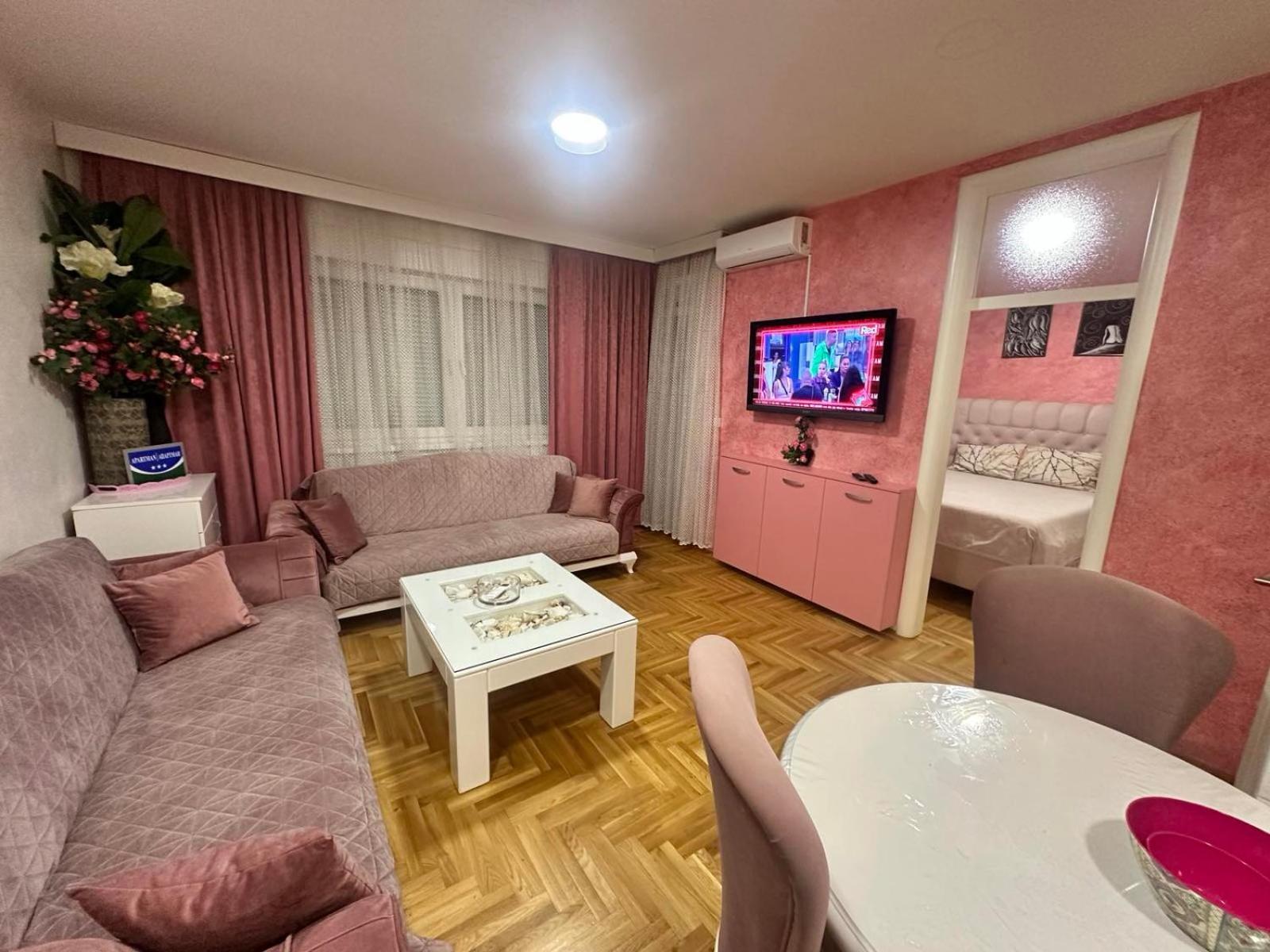 Apartman Kristina, Istocno Sarajevo,Vojvode Radomira Putnika 49F Lukavica Exterior foto